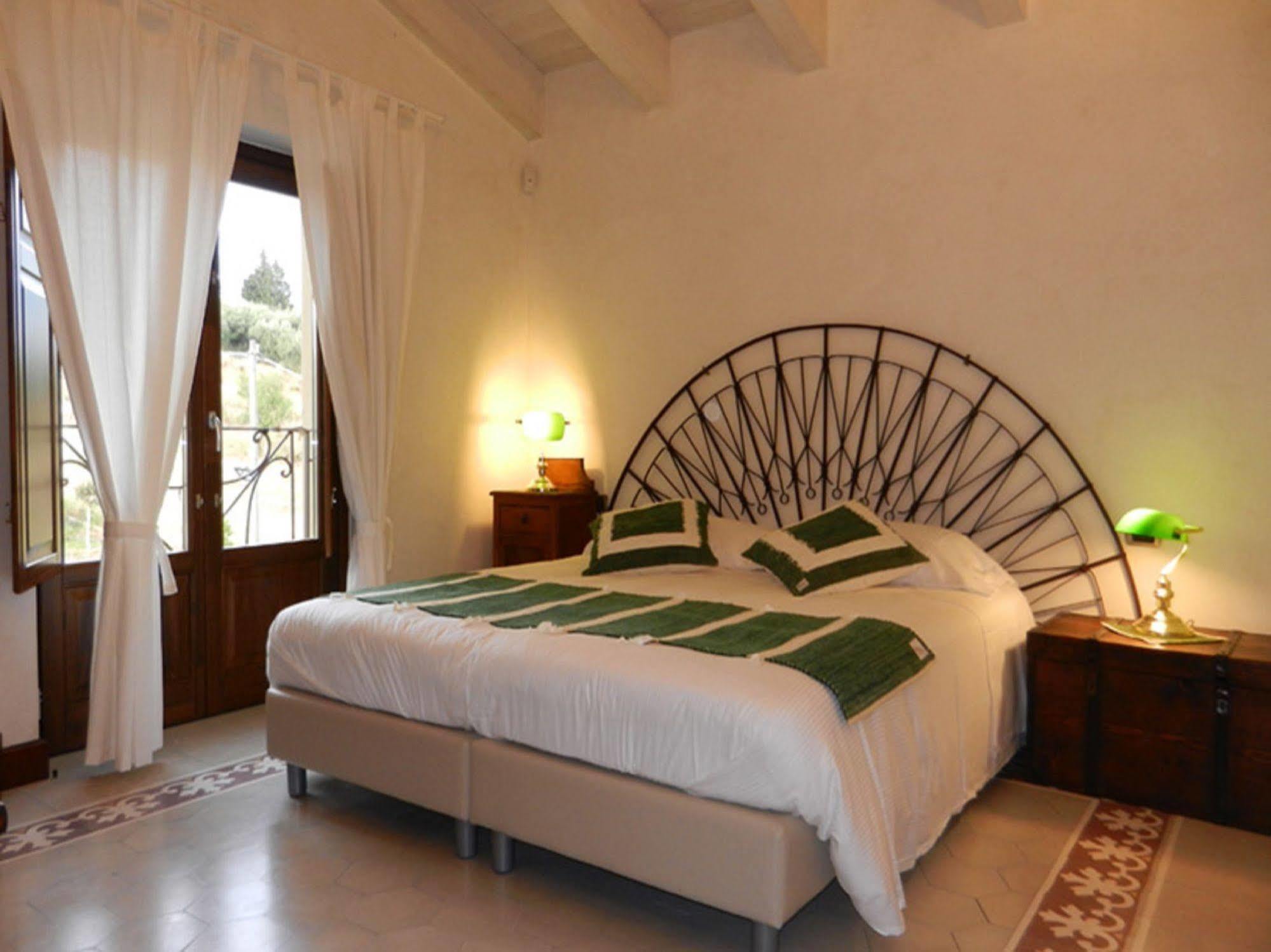 Vecchia Dimora Resort Centuripe Exterior photo