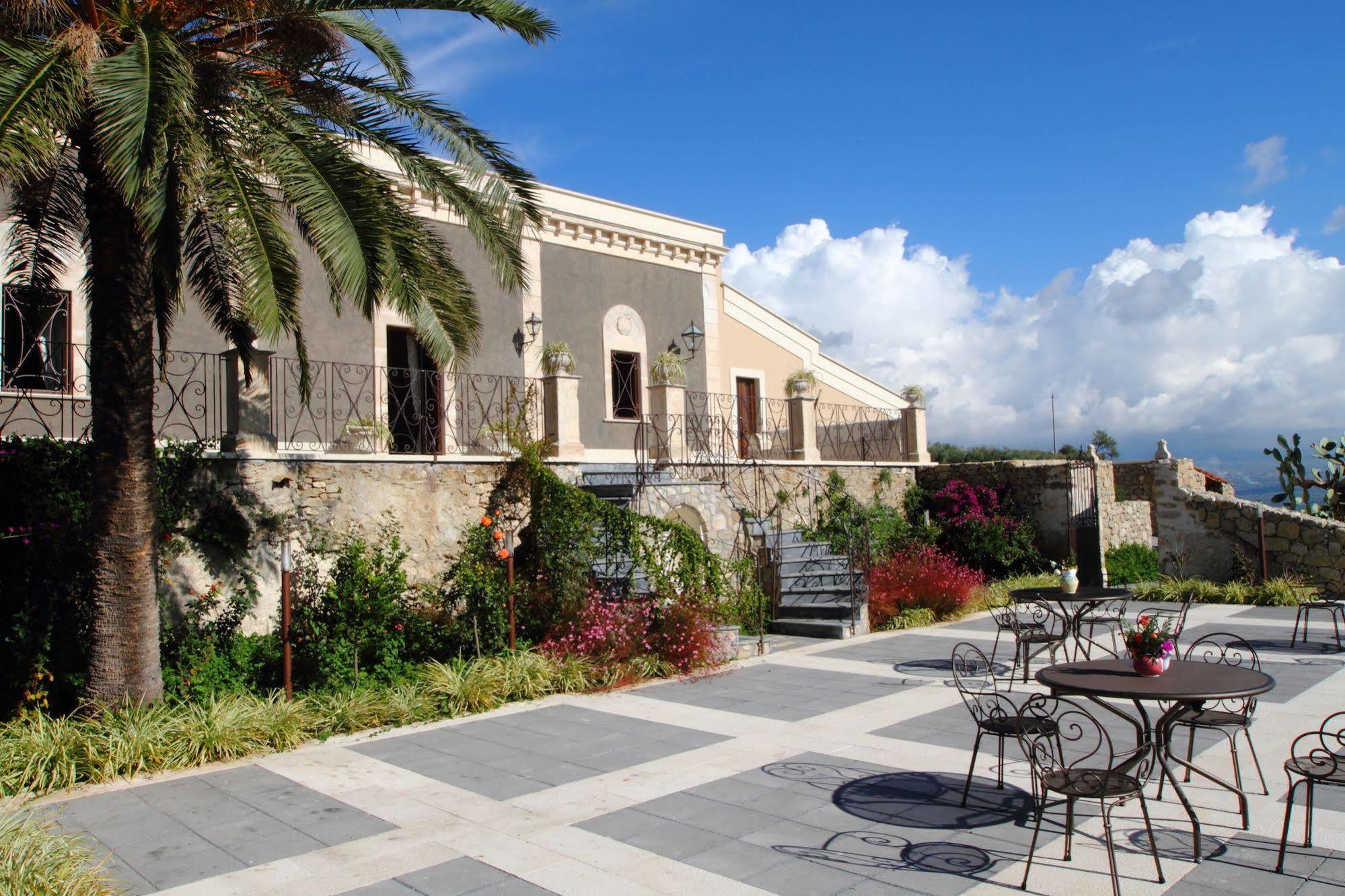 Vecchia Dimora Resort Centuripe Exterior photo